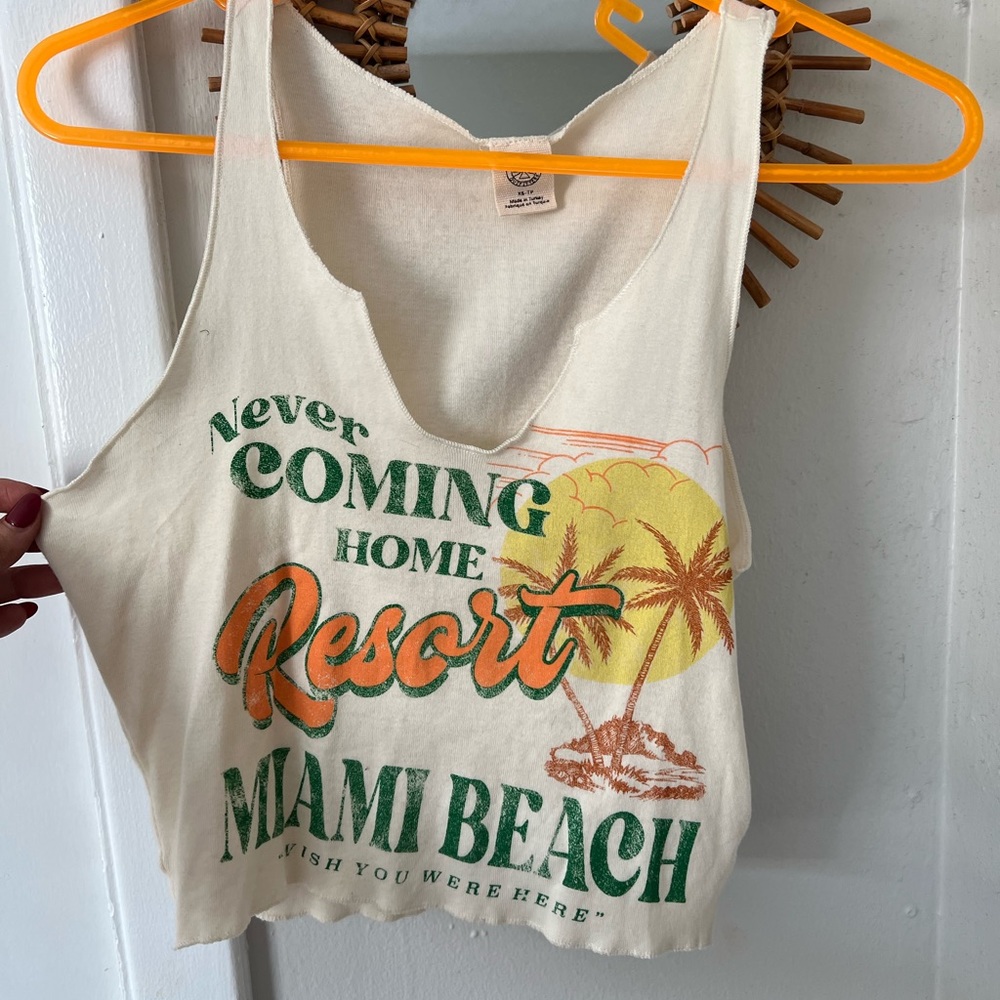 beachy tank